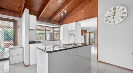 3 Beldale St Sunnybank Hills , QLD 4109 Australia