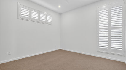 11 Lockyer St Camp Hill , QLD 4152 Australia