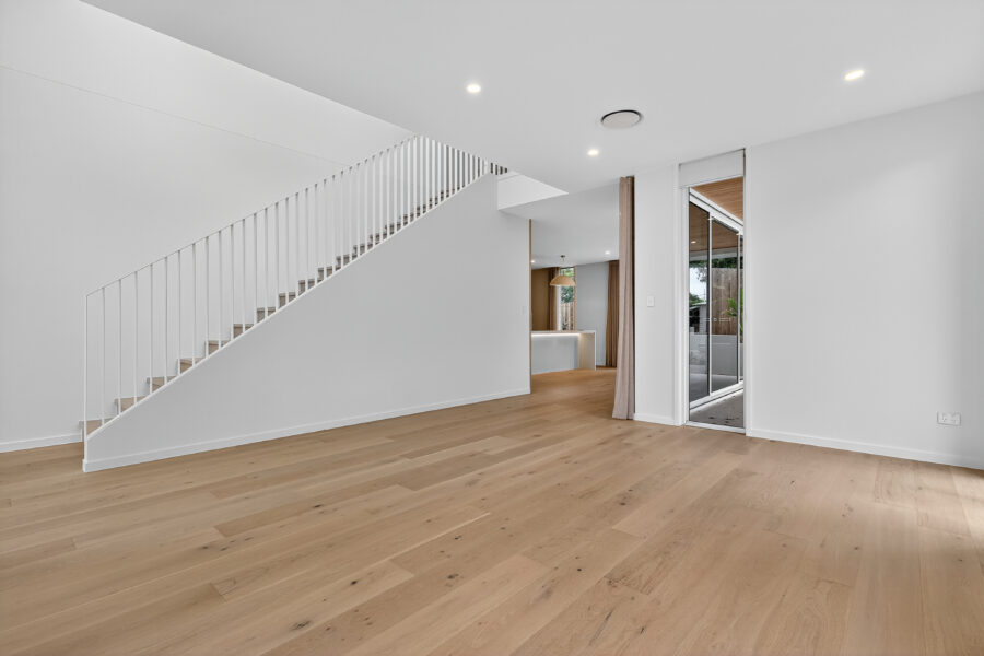 11 Lockyer St Camp Hill , QLD 4152 Australia