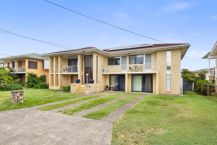 2/9 Doone St Macgregor , QLD 4109 Australia