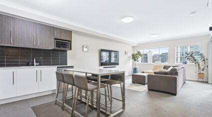 605/8 Kyabra St Newstead , QLD 4006 Australia