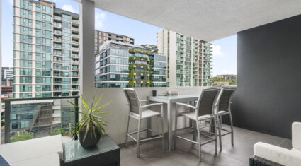 605/8 Kyabra St Newstead , QLD 4006 Australia