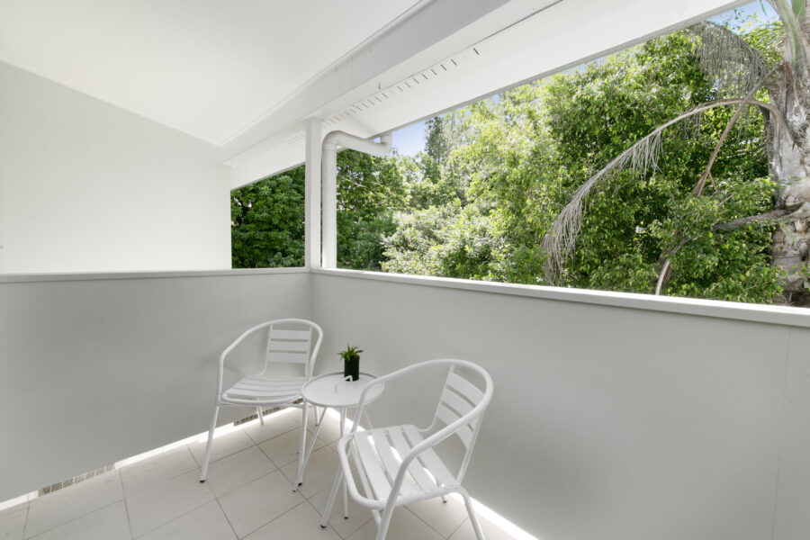 Room 4 - 4/18 Highview Terrace St Lucia , QLD 4067 Australia