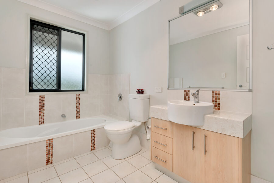 4/18 Highview Terrace St Lucia , QLD 4067 Australia