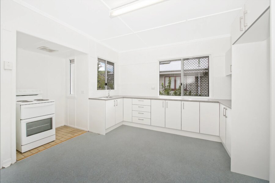 18 Oliphant St Murarrie , QLD 4172 Australia