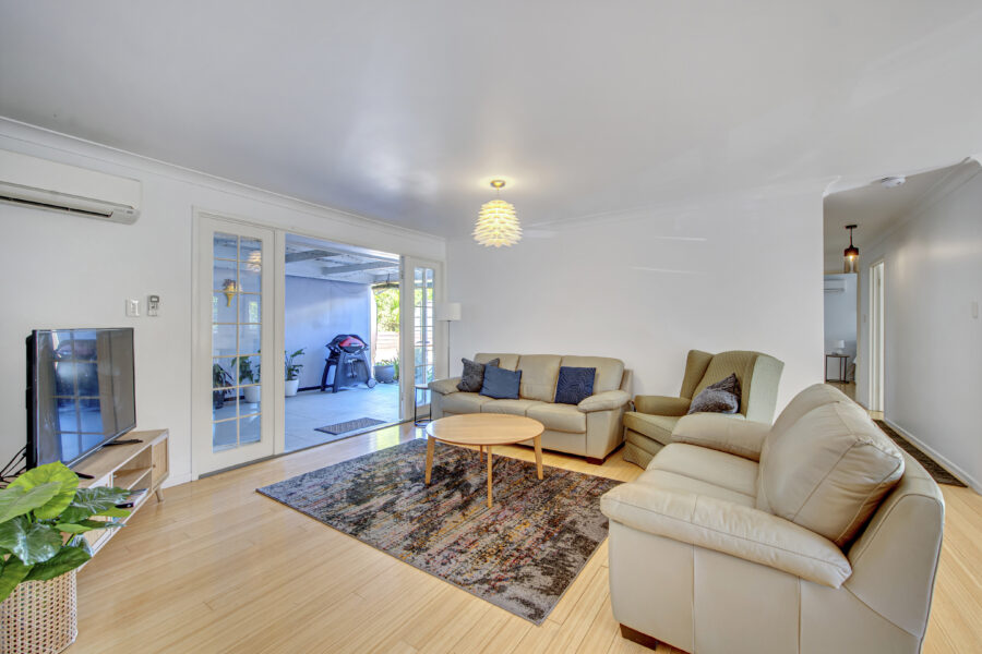 4 Jenee Street Jindalee , QLD 4074 Australia