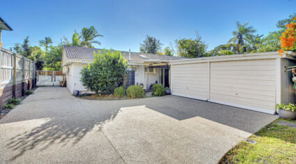 4 Jenee Street Jindalee , QLD 4074 Australia