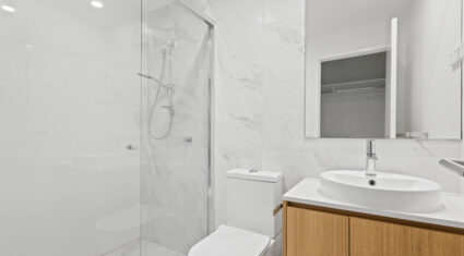 5/60 York St Indooroopilly , QLD 4068 Australia