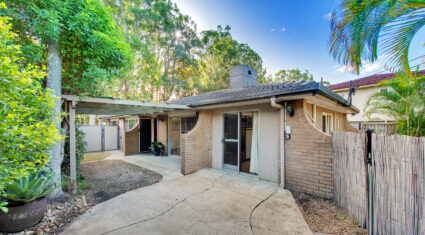 1/129 Spitfire Ave Strathpine , QLD 4500 Australia