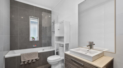 137 Oxley Ave Woody Point , QLD 4019 Australia