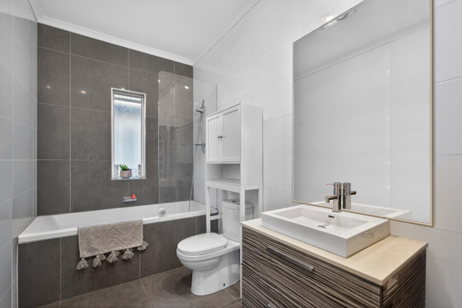 137 Oxley Ave Woody Point , QLD 4019 Australia