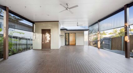 2 View St Kedron , QLD 4031 Australia