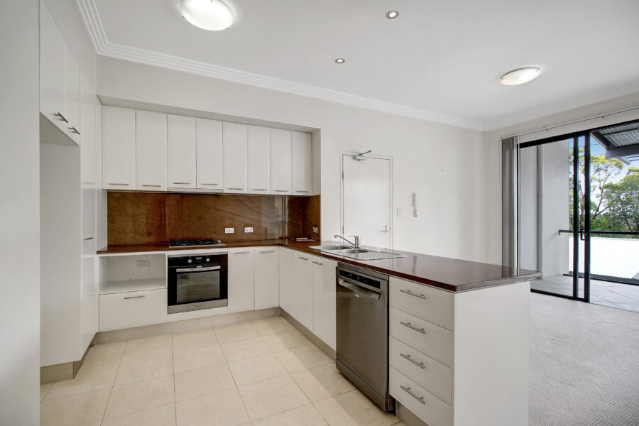 6/28 Stopford St Wooloowin , QLD 4030 Australia