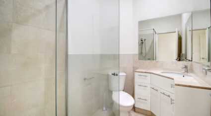 6/28 Stopford St Wooloowin , QLD 4030 Australia