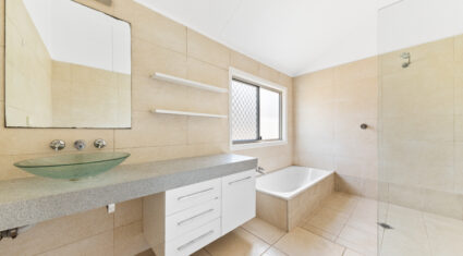 5 Gebbie St Kelvin Grove , QLD 4059 Australia