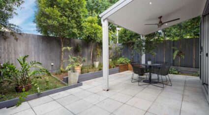 5/9 Railway Terrace Corinda , QLD 4075 Australia