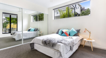 3/53 Gordon St Stones Corner , QLD 4120 Australia