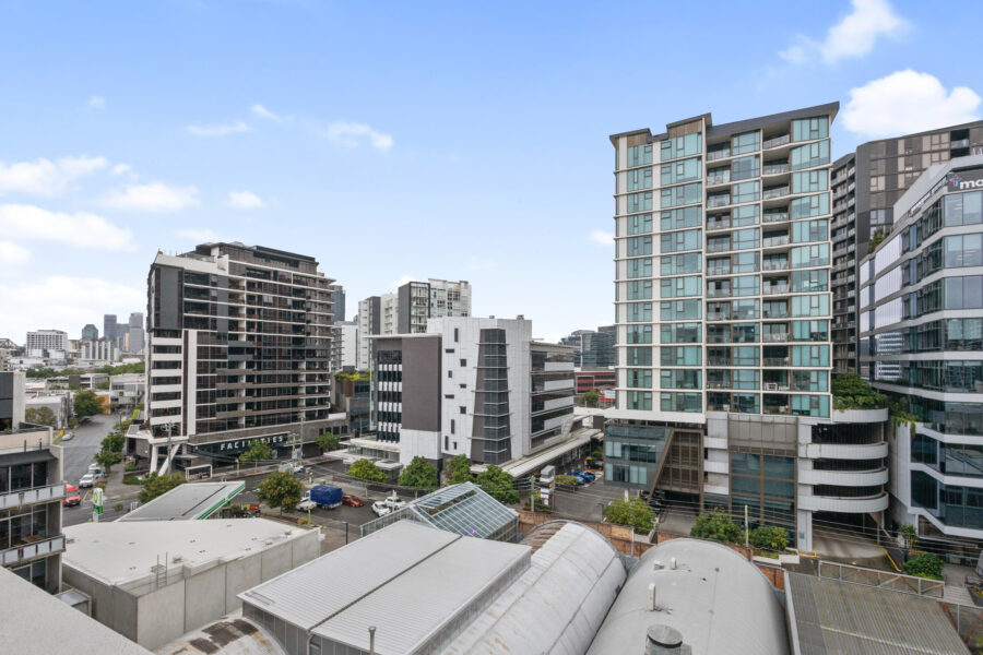 605/8 Kyabra St Newstead , QLD 4006 Australia