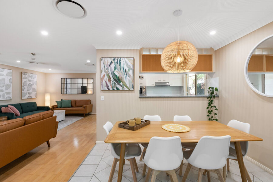 12/360 Simpsons Rd Bardon , QLD 4065 Australia