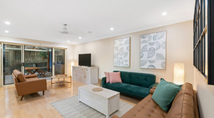 12/360 Simpsons Rd Bardon , QLD 4065 Australia