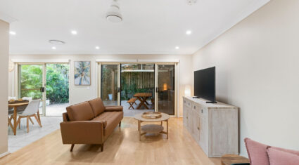 12/360 Simpsons Rd Bardon , QLD 4065 Australia