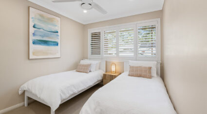 12/360 Simpsons Rd Bardon , QLD 4065 Australia