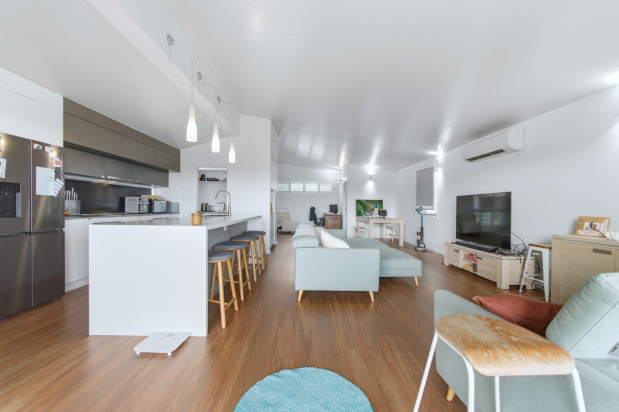 12A Redwood St Stafford Heights , QLD 4053 Australia