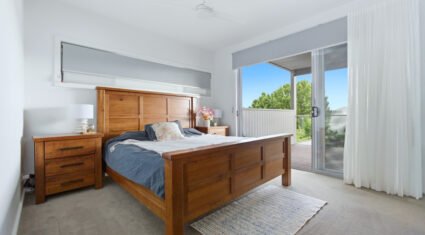 12A Redwood St Stafford Heights , QLD 4053 Australia