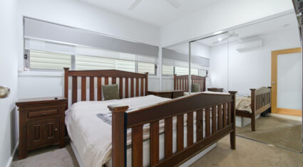 12A Redwood St Stafford Heights , QLD 4053 Australia