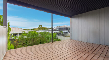 12A Redwood St Stafford Heights , QLD 4053 Australia