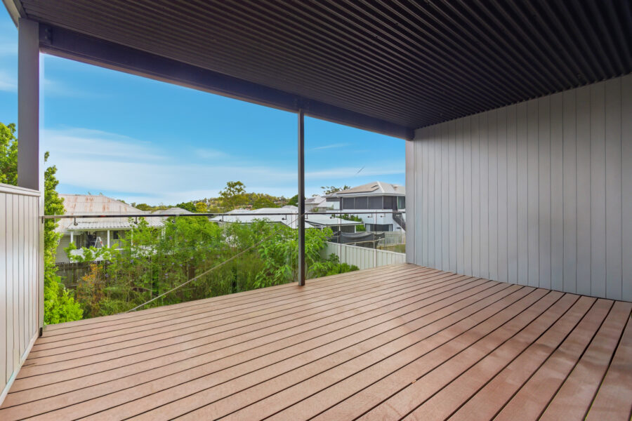 12A Redwood St Stafford Heights , QLD 4053 Australia