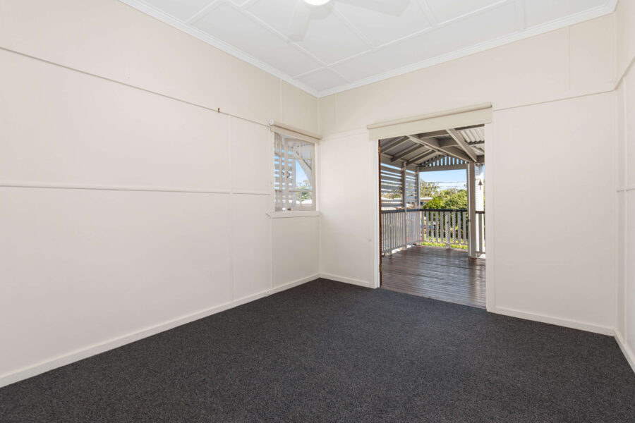 42 Beatrice St Greenslopes , QLD 4120 Australia