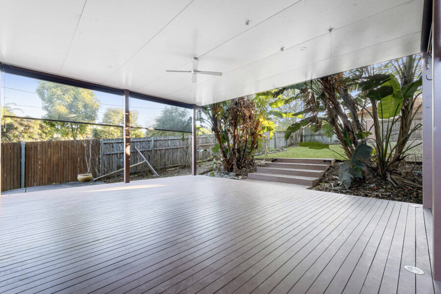 2 View St Kedron , QLD 4031 Australia