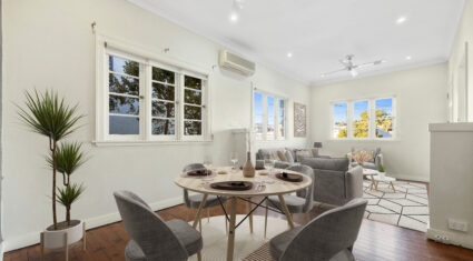 2 View St Kedron , QLD 4031 Australia