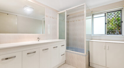 20 Evans St Nundah , QLD 4012 Australia