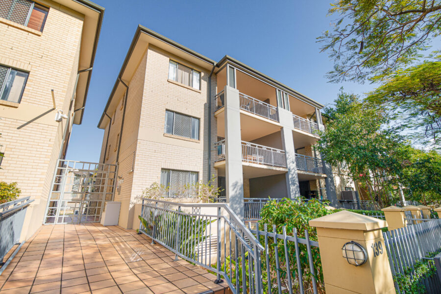 51/139 Macquarie St St Lucia , QLD 4067 Australia