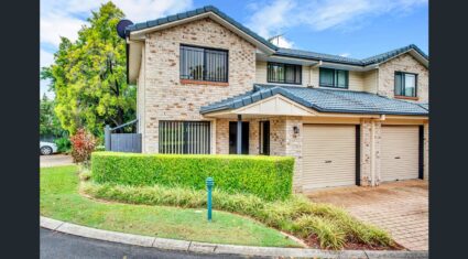 56/25 Hogan Place Seventeen Mile Rocks , QLD 4073 Australia