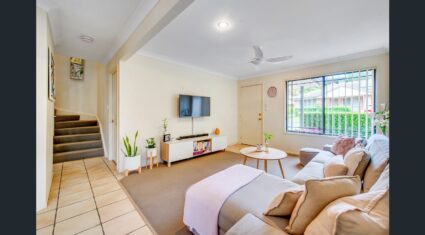 56/25 Hogan Place Seventeen Mile Rocks , QLD 4073 Australia