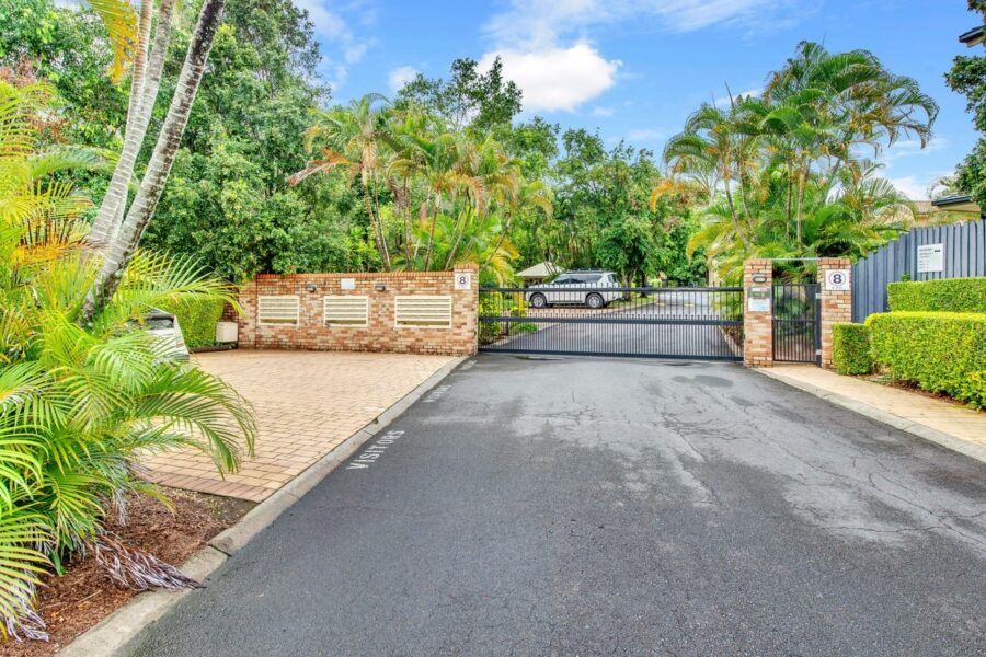 56/25 Hogan Place Seventeen Mile Rocks , QLD 4073 Australia