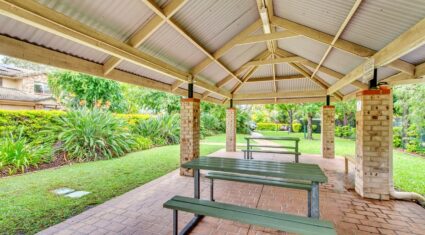 56/25 Hogan Place Seventeen Mile Rocks , QLD 4073 Australia