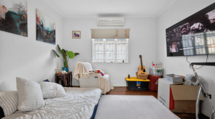 137 Oxley Ave Woody Point , QLD 4019 Australia