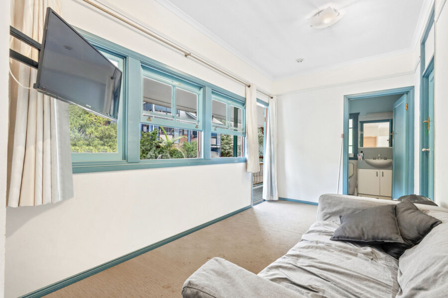 34 Water Street SPRING HILL , QLD 4000 AUS