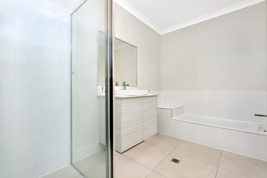 10/44 Holland Crescent CAPALABA , QLD 4157