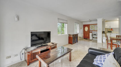 4/99 Macquarie Street St Lucia , QLD 4067 Australia