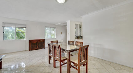 4/99 Macquarie Street St Lucia , QLD 4067 Australia