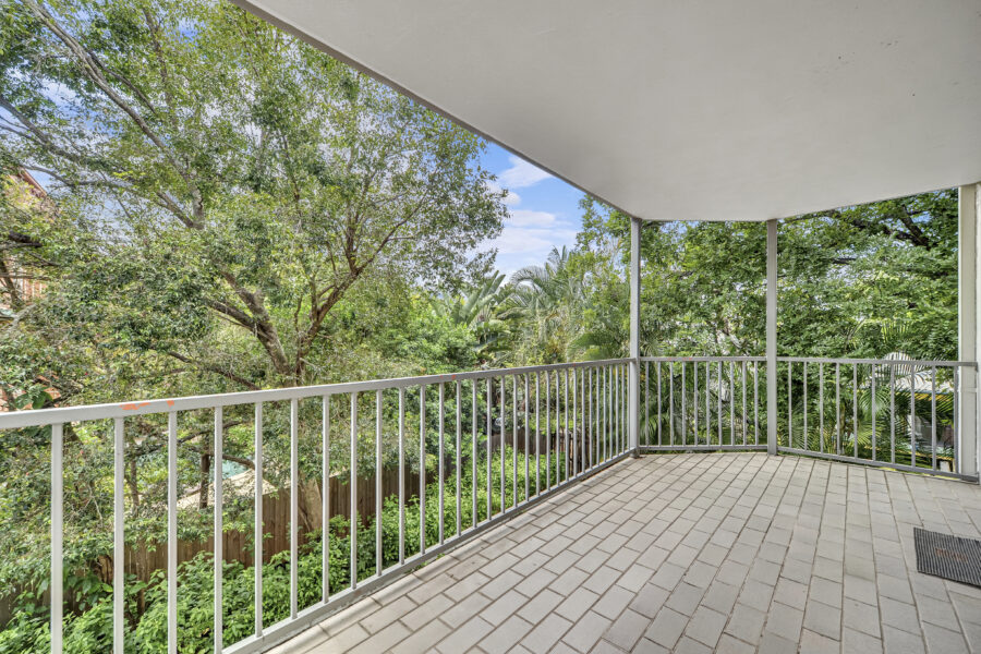 4/99 Macquarie Street St Lucia , QLD 4067 Australia