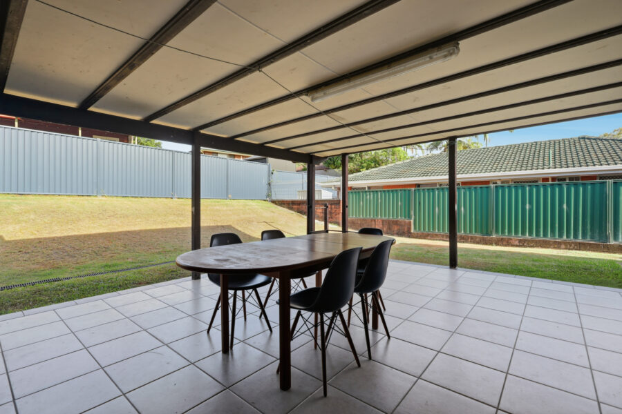 98 Bunya Park Dr Eatons Hill , QLD 4037 Australia