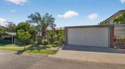 3 Beldale St Sunnybank Hills , QLD 4109 Australia