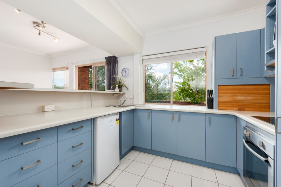8/8 Carr Street St Lucia , QLD 4067 AUS