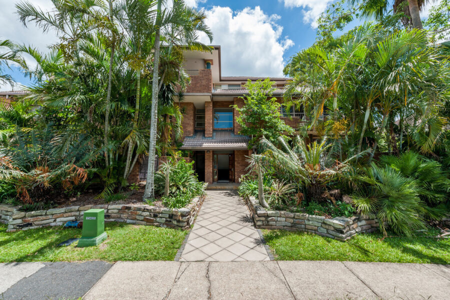 8/8 Carr Street St Lucia , QLD 4067 AUS
